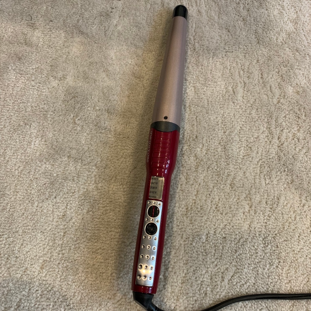 Conair Infiniti Pro Ceramic Curling Wand